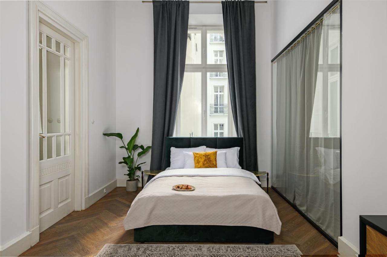 oompH Koszyki Luxurious Apartments Warszawa Zewnętrze zdjęcie