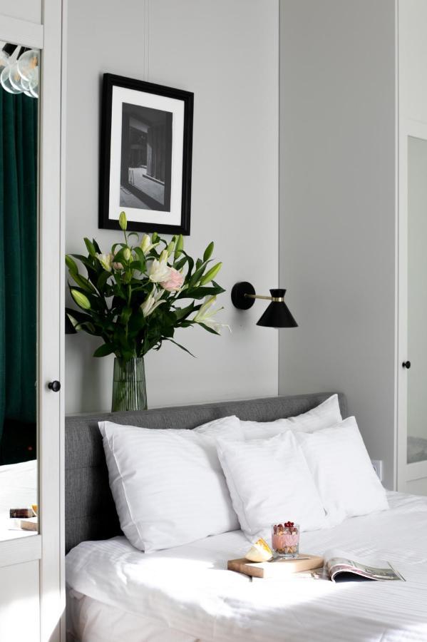 oompH Koszyki Luxurious Apartments Warszawa Zewnętrze zdjęcie