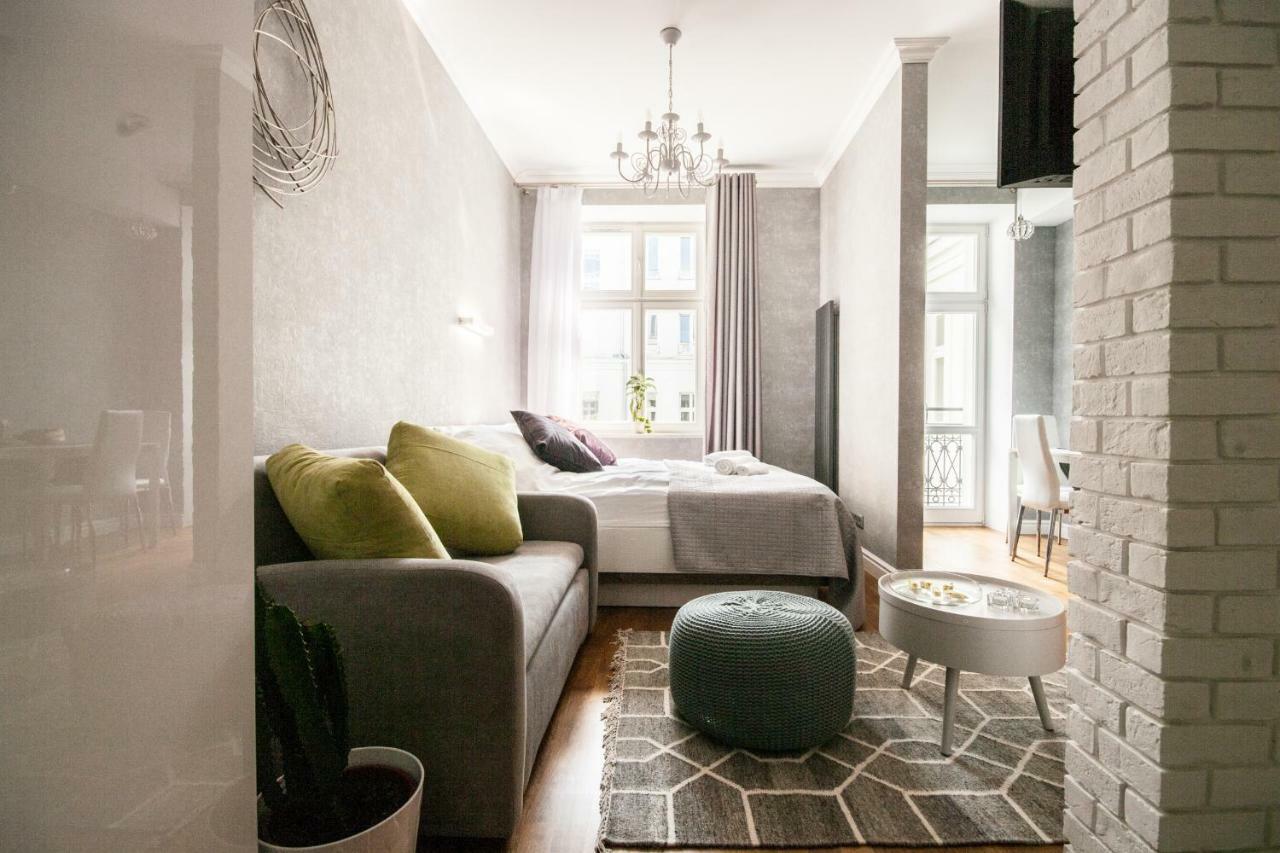 oompH Koszyki Luxurious Apartments Warszawa Zewnętrze zdjęcie